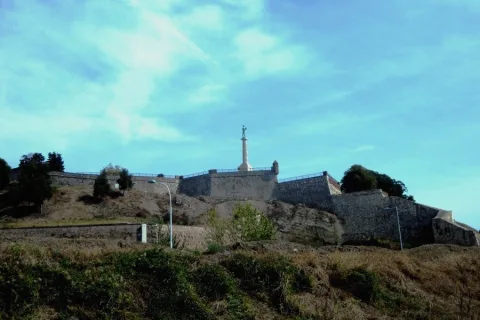 Spomenik Pobednik
