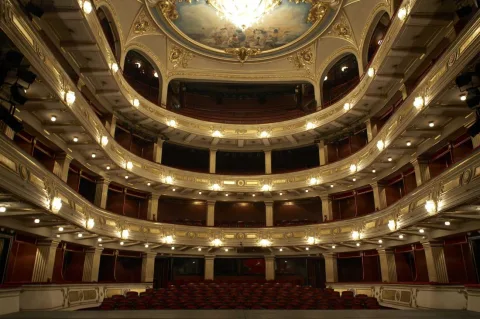 Narodno Pozorište