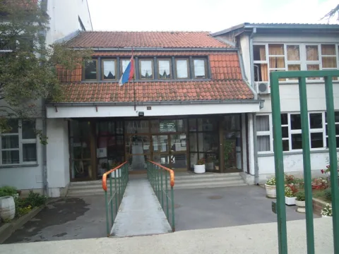 Osnovna škola Miroslav Antić